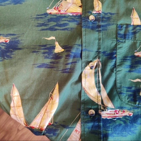 Nautica Green Sailboat/Novelty Print Long Sleeve Button Down Shirt Sz. Medium - Picture 2 of 7
